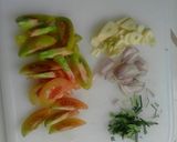 Foto langkah ke 2 dari resep Tahu Tempe Asam Manis simple.