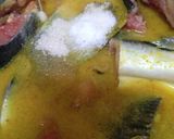 Foto langkah ke 2 dari resep Ikan Patin Kuah Kuning.