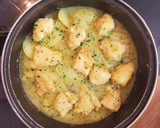 Foto del paso 8 de la receta: Patatas con rape rebozado y en salsa verde