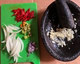 Foto langkah ke 2 dari resep Kerang Kupas Saus Padang #dapurwiwin 👩🏻‍🍳.