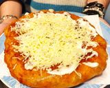 Kefíres burgonyás lángos recept fázis 6 fotója