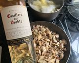 Foto del paso 1 de la receta: Champiñones al vino