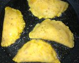 A picture of step 5 of Sweet Plantain Empanadas with Cheese.