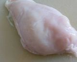 Foto del paso 2 de la receta: Pechuga de pollo rellena de guacamole