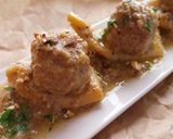 Foto del paso 11 de la receta: Albóndigas con sepia en salsa de avellanas y Oporto