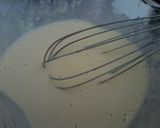 Foto langkah ke 3 dari resep Martabak manis teflon, step by step.