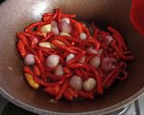 Foto langkah ke 1 dari resep Tumis daging mercon.
