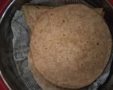 A picture of step 6 of Dohati roti.