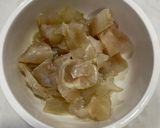 Hình bước làm 3 của món Cải chua xào gân bò