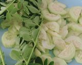 Foto langkah ke 1 dari resep Sayur bobor kelor.