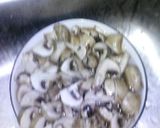 Foto langkah ke 3 dari resep Sayur Tumisan Sawi Hijau Jamur Merang.. By:Erni Hartanti.Amd:-).