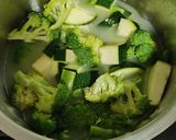 Foto del paso 3 de la receta: Crema de verduras con garbanzos crunchi
