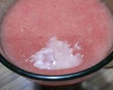 Foto langkah ke 3 dari resep Jus Jambu Jeruk Strawberry Tanpa Gula (Mixed Guava Orange Strawberry Juice).