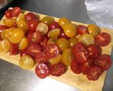 Une image de l'étape 7 de Salade de pommes de terre aux tomates, poivrons, artichauts et olives.