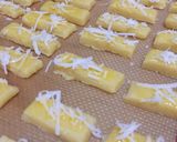 Foto langkah ke 4 dari resep Kastengels - kuker keju no mixer.