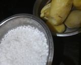 A picture of step 1 of Sabudana vada.