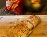 A picture of step 5 of Ham and Cheese Pizza Rolls.