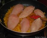 A picture of step 7 of Persian Barberries rice with saffron chicken (Zereshk polow BA morgh).