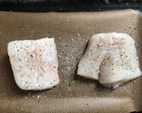 A picture of step 1 of Cod with mushroom and red pepper.