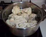 Foto del paso 2 de la receta Coliflor con bacon y nueces, gratinada