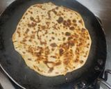A picture of step 6 of Aloo methi stuffed paratha.