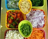 A picture of step 2 of Schezwan vegetable noodles.