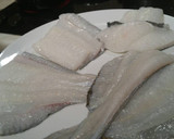 Foto del paso 1 de la receta: Pescado blanco en salsa de queso ahumado