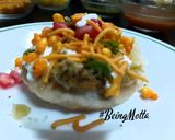 A picture of step 5 of Raj Kachori.