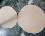A picture of step 5 of Aloo ka paratha.
