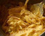 A picture of step 4 of Onion pakoda.
