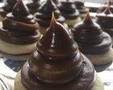 Foto del paso 3 de la receta: Conitos de dulce de leche y chocolate