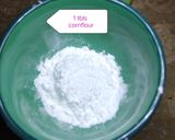 A picture of step 1 of Rose Mahalabiya.
