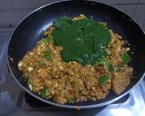A picture of step 6 of Diwani handi (in green gravy).