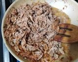 Foto del paso 12 de la receta: Sándwich de Carne desmechada (Philadelphia Steak) con guarnición