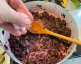 Foto del paso 3 de la receta: Hojas de betarragas a la crema