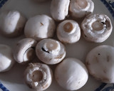 Foto del paso 1 de la receta: Champiñones 🍄🍄 en airfryer