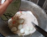Foto langkah ke 7 dari resep Toge kuah putih.