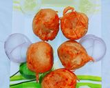 A picture of step 2 of Vada pav.