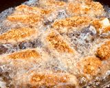 صورة لخطوة 4 من وصفة كرسبي الدجاج بالدوريتوسCrispy Fried chicken