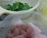 Foto langkah ke 1 dari resep Ayam & Tahu Tumis Kemangi.