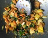 Foto langkah ke 6 dari resep Udang Rica-Rica Kemangi.