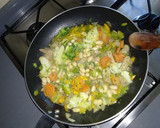 Foto del paso 3 de la receta: Ensalada templada de alubias blancas, ternera y verduras