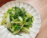 Hình bước làm 2 của món Rau cải thìa xào thì là