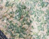 صورة لخطوة 2 من وصفة فطيرة الديول بالسبانخ لذيذة وسهلة التحضير 😋🥧