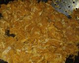 Foto langkah ke 5 dari resep Lumpia Isi Wortel Dan Jamur.