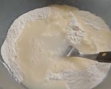 Foto del paso 1 de la receta: Masa para empanaditas semi hojaldradas