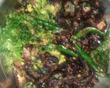 A picture of step 6 of Black chicken masala.