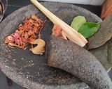 Foto langkah ke 2 dari resep Opor Ayam Tahu Telur Spesial.