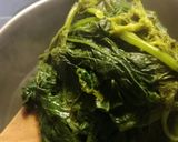 Foto del passaggio 1 della ricetta Bietole selvatiche (senape) con spaghetti 🍝
