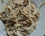 Foto del passaggio 5 della ricetta Pasta Roquefort (gorgonzola o formaggi simili) e noci: nel mio caso gli spaghettoni